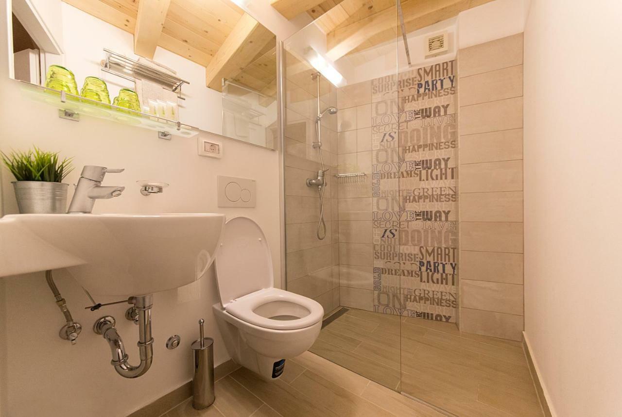 Apartments Casa Vecchia Ровинь Экстерьер фото