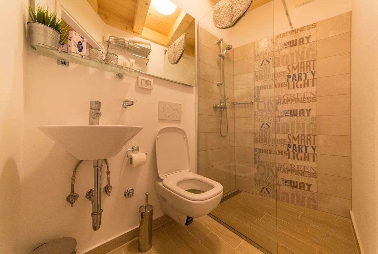 Apartments Casa Vecchia Ровинь Экстерьер фото